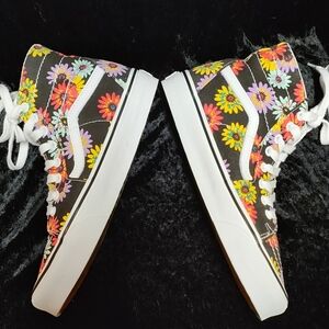NWOT Vans Sk8 Peace Floral Hi Top Sneakers - Women's 9.5, Men's 8, SHIP $4.99
